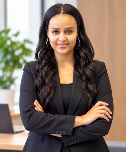 Portrait of Rahel Niguse, Chief Business Officer